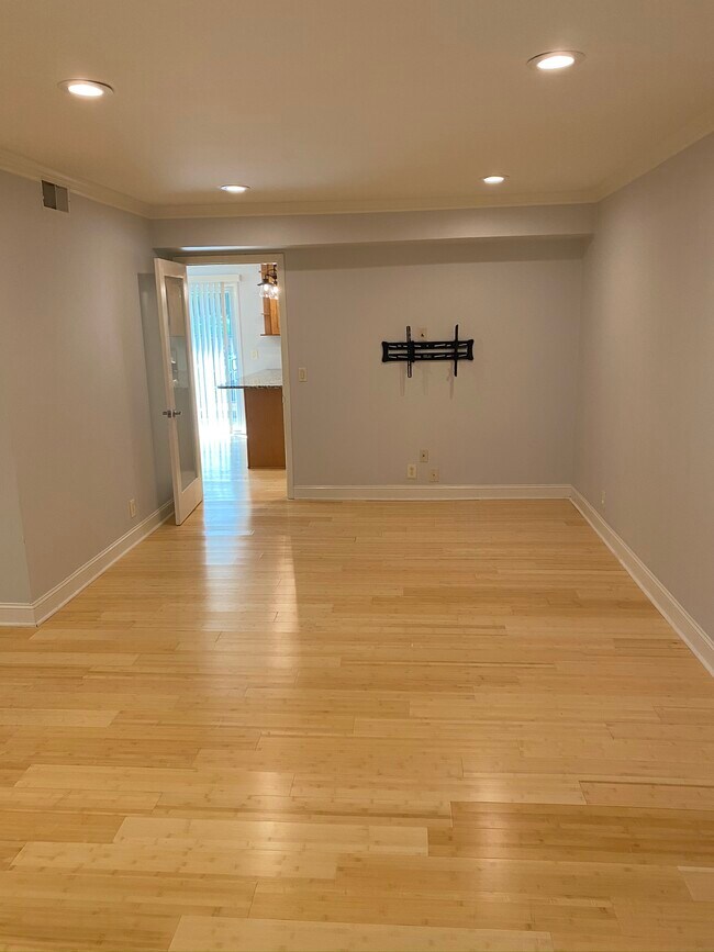 Foto del edificio - 6905 Highland Park Dr