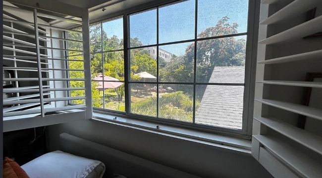 Building Photo - 1630 Griffith Park Blvd