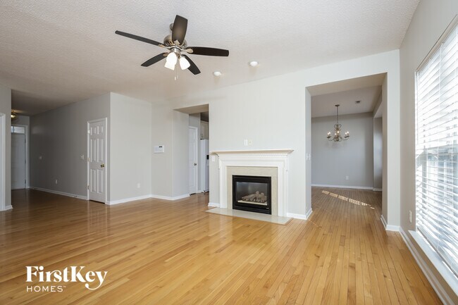 Foto del edificio - 1305 Camden Pl Ct