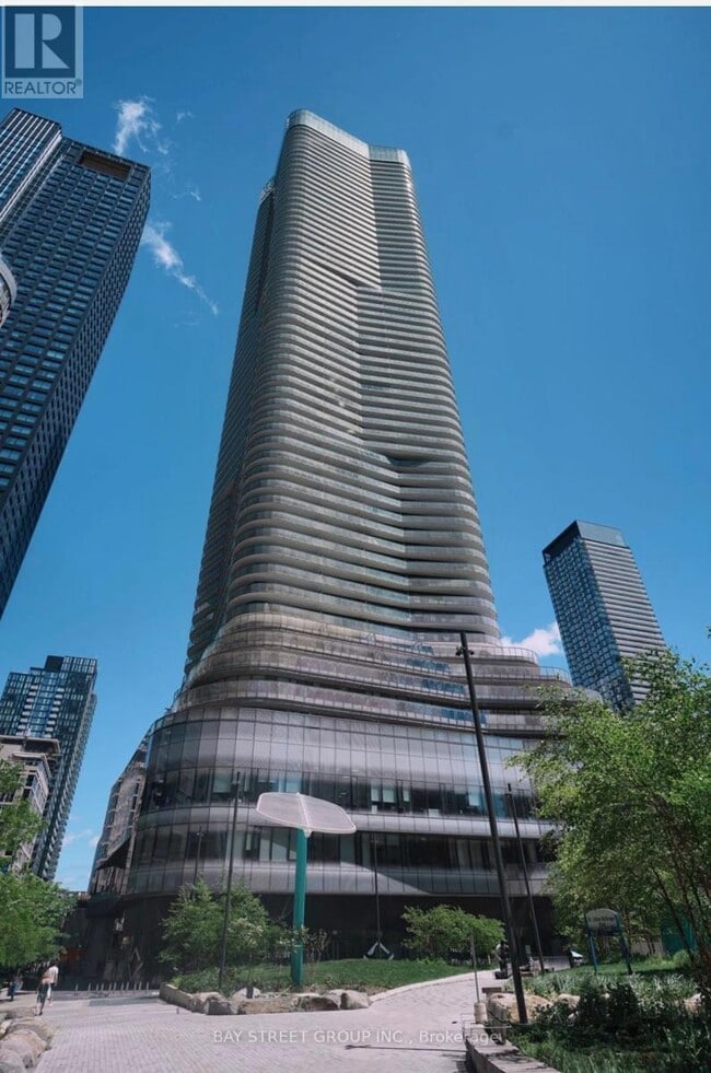 Building Photo - 11 Wellesley St W