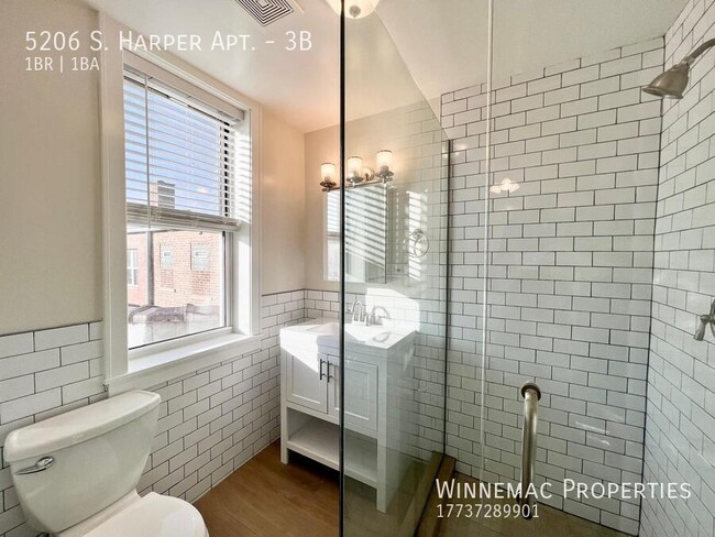 Building Photo - 5206 S Harper Ave