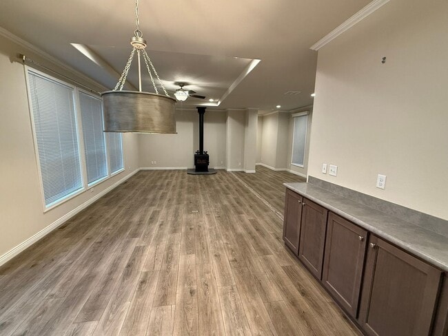 Foto del edificio - 17069 Norwalk Rd