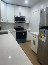 Building Photo - 9175 SW 77th Ave