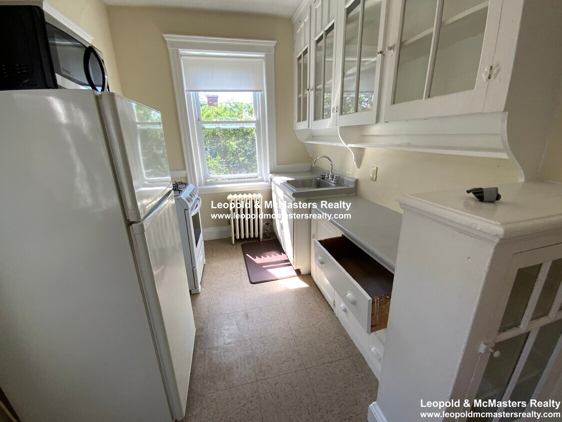 Foto principal - 51 Linden St