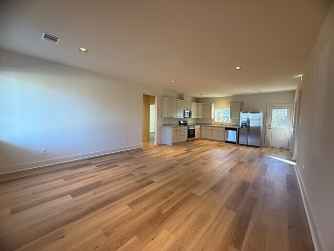 Foto del edificio - 106 Kirkland St