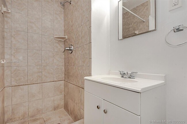 Foto del edificio - 1341 NW 50th Ave