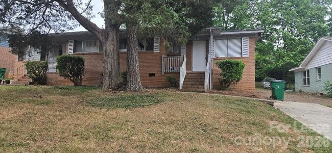 Building Photo - 1803 Darbrook Dr
