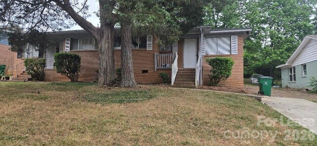 Foto del edificio - 1803 Darbrook Dr