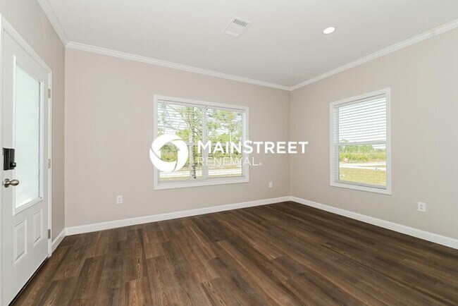 Foto del edificio - 4 Bedroom Pet-Friendly Home in Lehigh Acres, FL with Main Street Renewal
