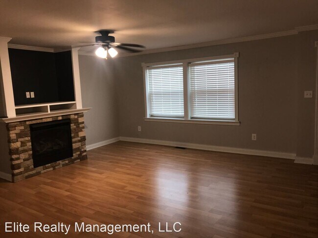 Building Photo - 3 br, 2 bath House - 2888 Fairview Dr.