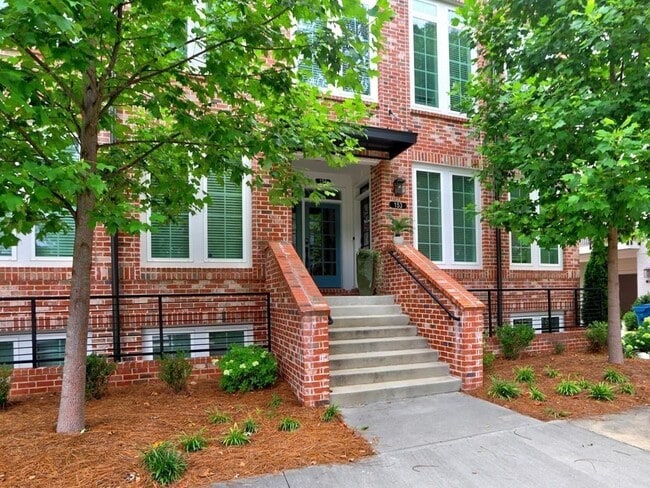 Building Photo - 155 Devore Rd