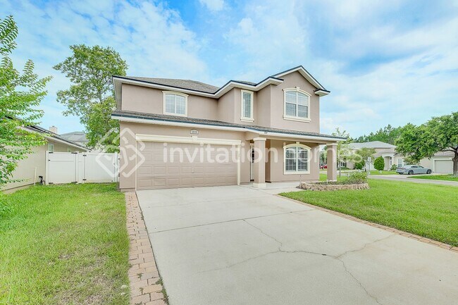 Building Photo - 3645 Old Village Dr