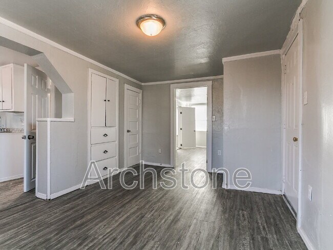 Foto del edificio - 1233 N Grand Blvd