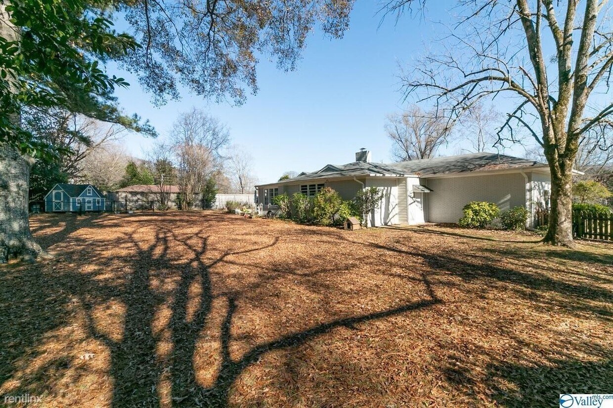Primary Photo - 3 br, 2 bath House - 7210 Cadillac Dr SE