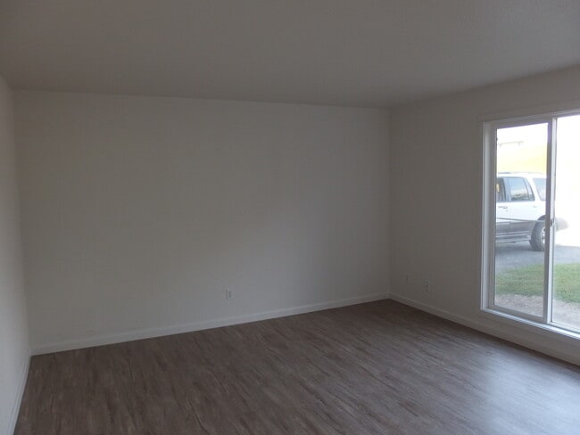 Foto del edificio - 431/433 Indian Hills Dr.