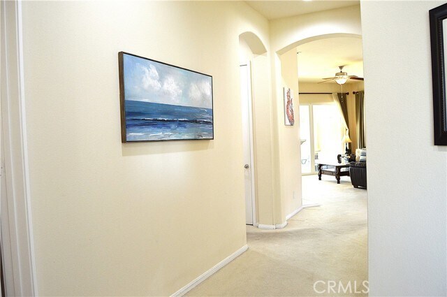 Building Photo - 1745 S Forest Oaks Dr