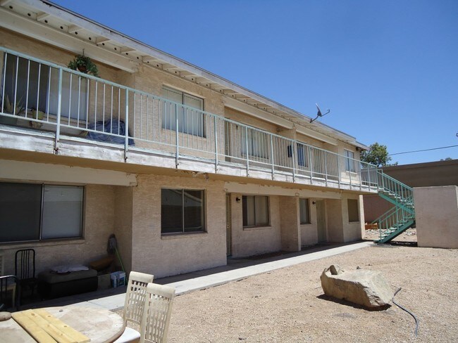 Building Photo - Desert Siesta