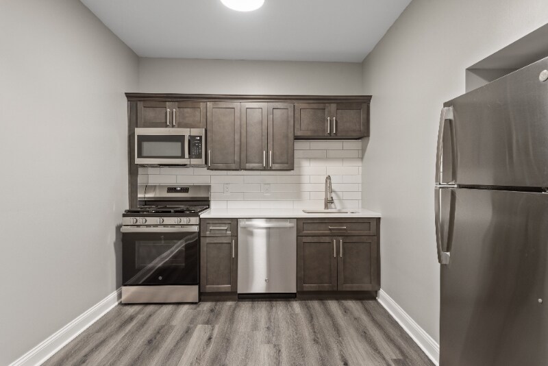 Primary Photo - 249 N Mulberry St