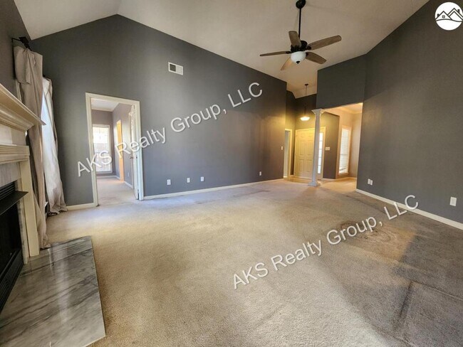 Foto del edificio - 104 Lantana Cir