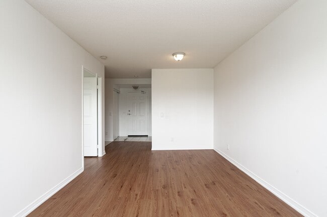 Photo du bâtiment - 333 Sidney Belsey Crescent