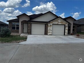 Building Photo - 109 Calvin Smith Ln.