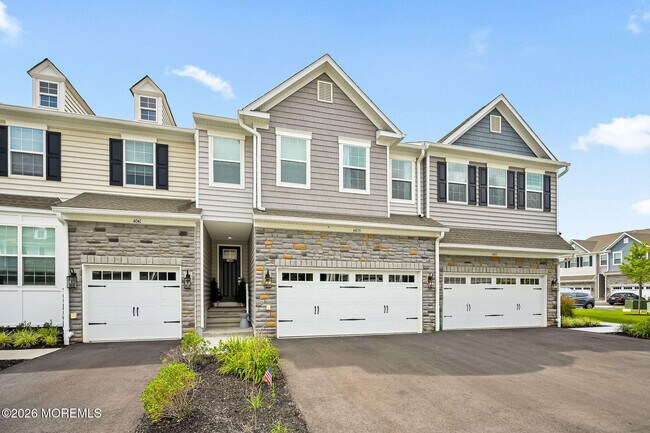 Building Photo - 4039 Heron Dr