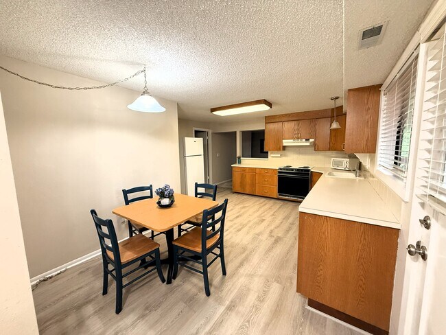 Photo - 2217 NE Landover Dr House