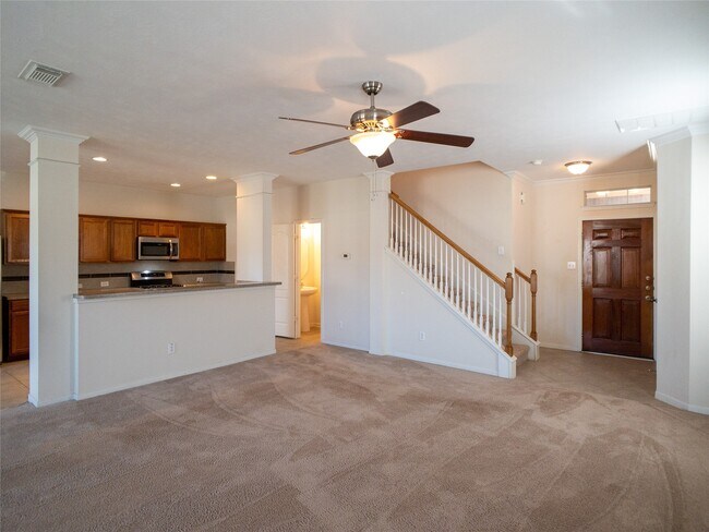 Foto del edificio - 5406 Timber Ct Hollow