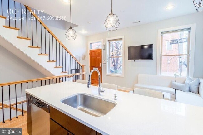 Foto del edificio - 1001 S 18th St