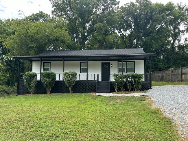 Foto del edificio - FOR LEASE - single family home in Hermitage, TN!