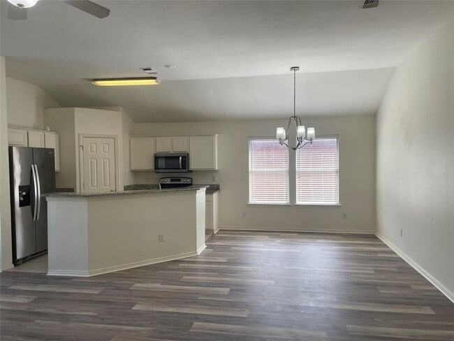 Building Photo - 1033 Port Mansfield Dr