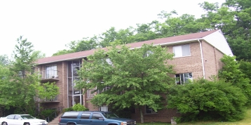 Primary Photo - Yearling Court Apartments