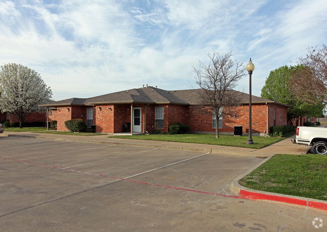 Foto del edificio - Oak Timbers