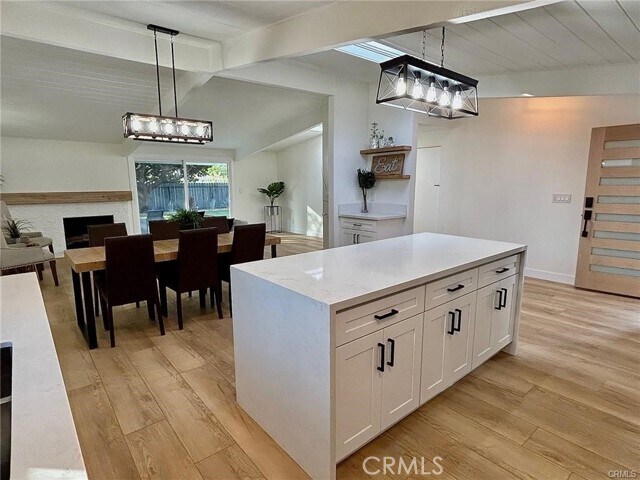 Foto del edificio - 821 N Mountain View Pl