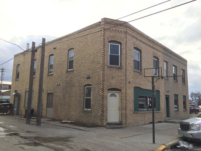 Building Photo - 139 3rd St NW