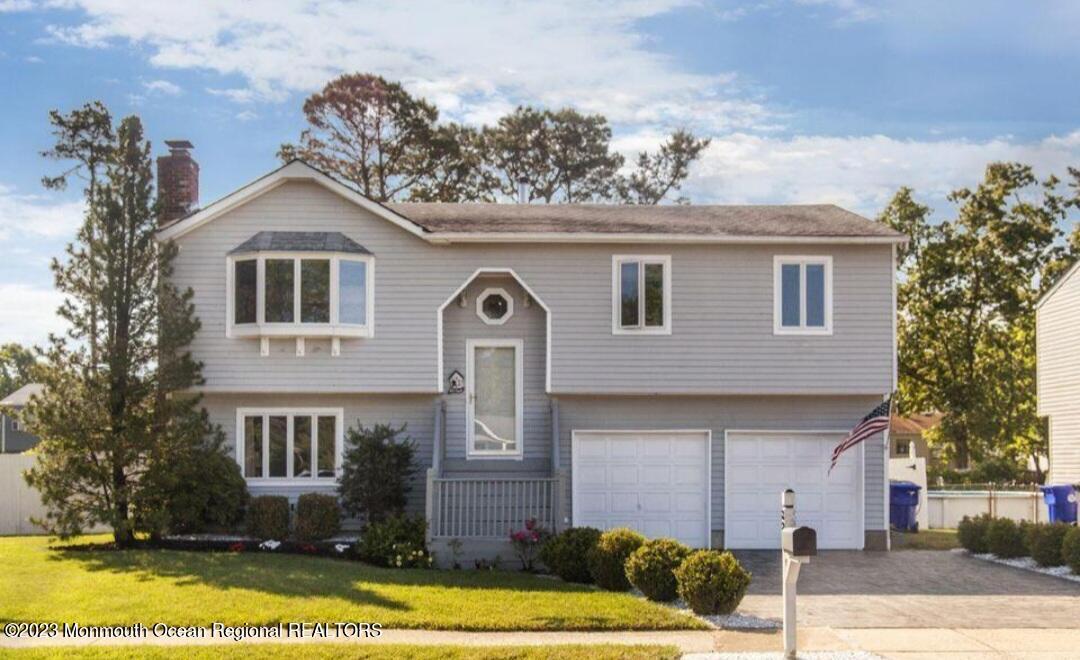 Foto principal - 323 Alden St
