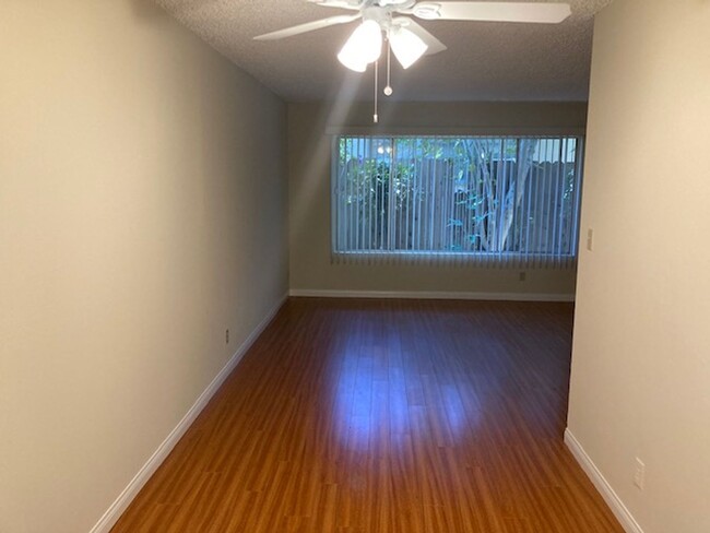 Foto del interior - 426 East Elmwood