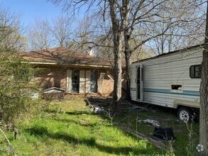Building Photo - 207 Co Rd 1739