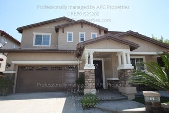 Building Photo - 1250 Fairbury Ln
