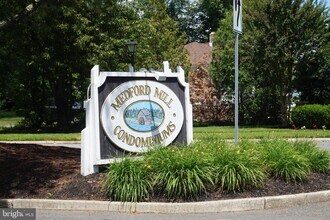 Building Photo - 134 Eaves Mill Rd