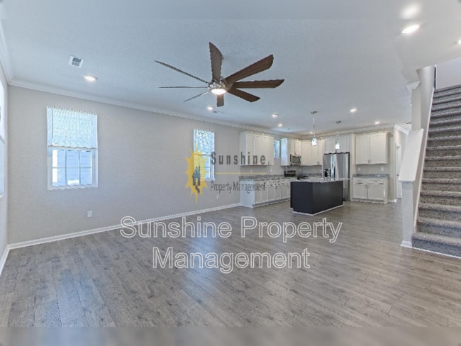 Building Photo - 739 A Ave