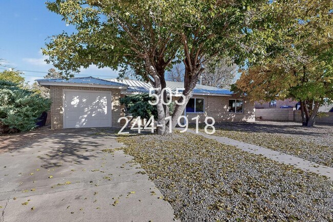 Building Photo - 8503 Menaul Blvd NE