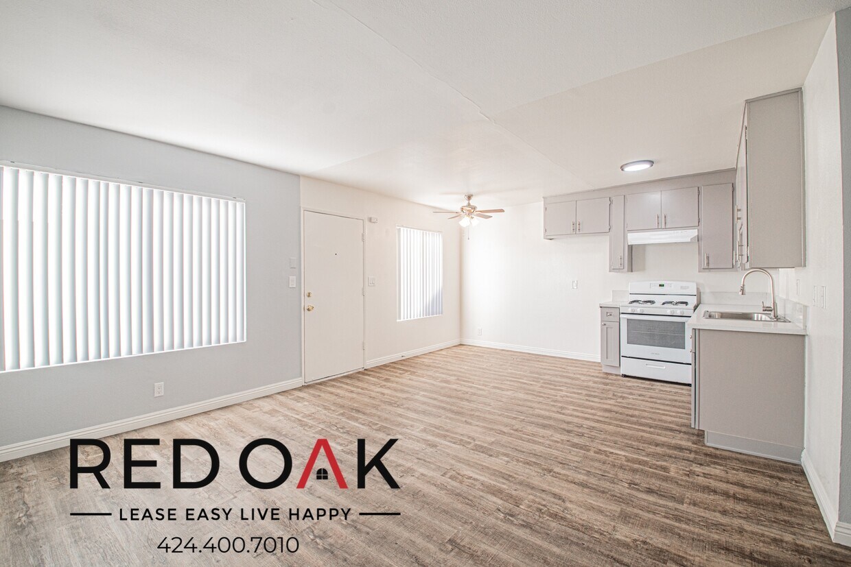 Foto principal - 9210 Somerset Blvd