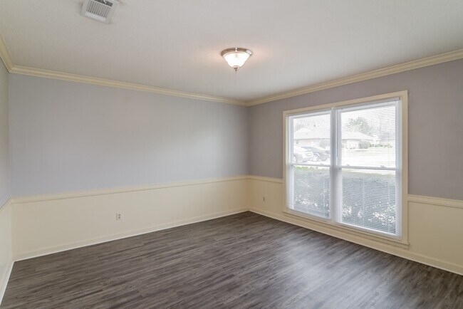 Foto del edificio - 2400 W Aberdeen Dr