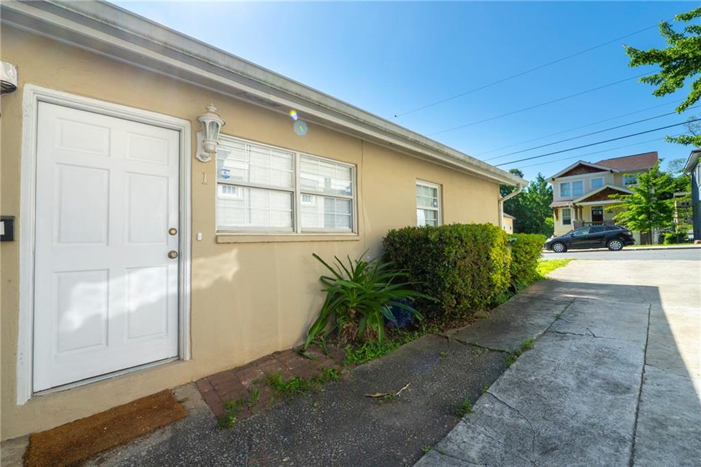 Foto principal - 560 Winton Terrace NE