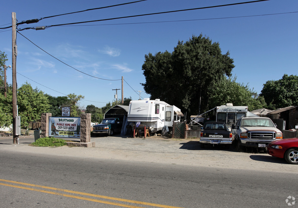 Foto del edificio - Driftwood Mobile Home Park