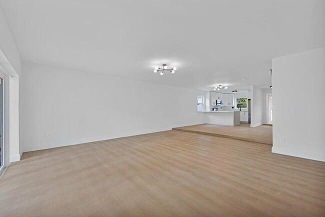 Photo - 13514 NE 23rd Pl Townhome