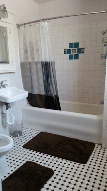 Bath Room - 1505 Kipling St