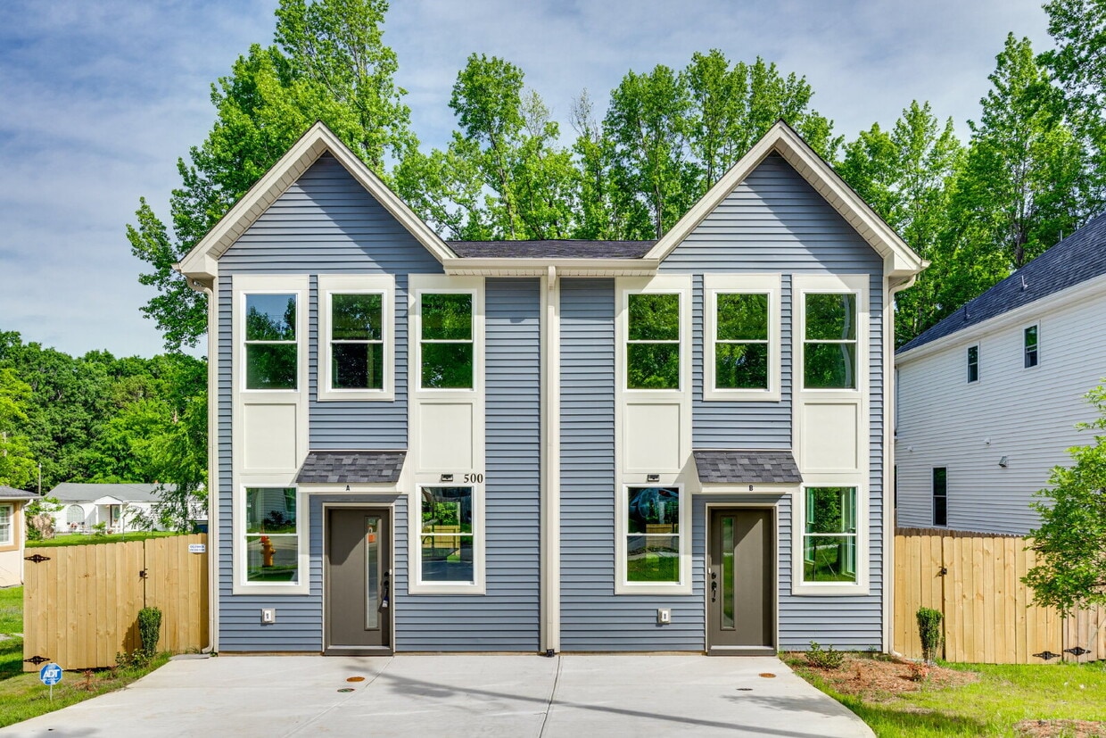 Building Photo - 500 Dawn Cir