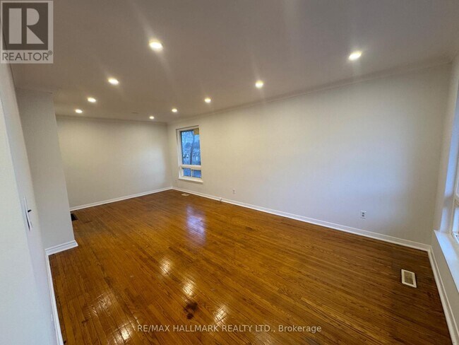 Building Photo - 75 Bolton Ave